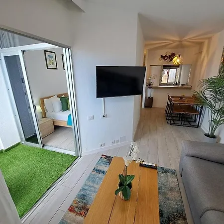 Ocean View Penthouse Апартаменти *